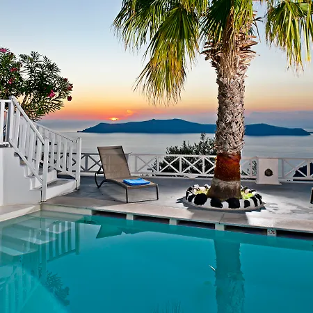 كليف سايد سويتس 4*