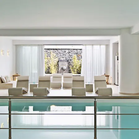 كليف سايد سويتس فندق ثيرا