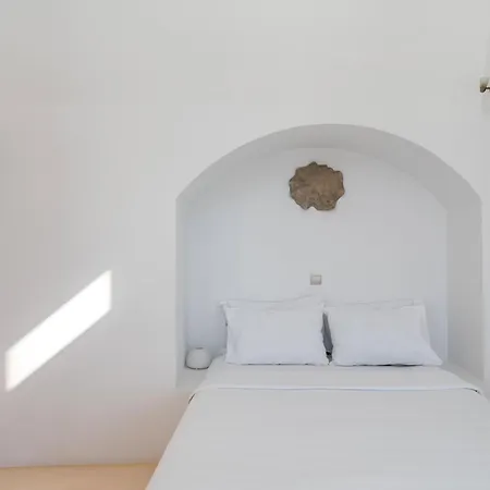 Cliff Side Hotel Fira (Santorini)
