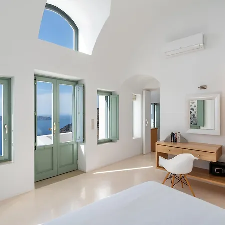Cliff Side 4* Fira (Santorini)