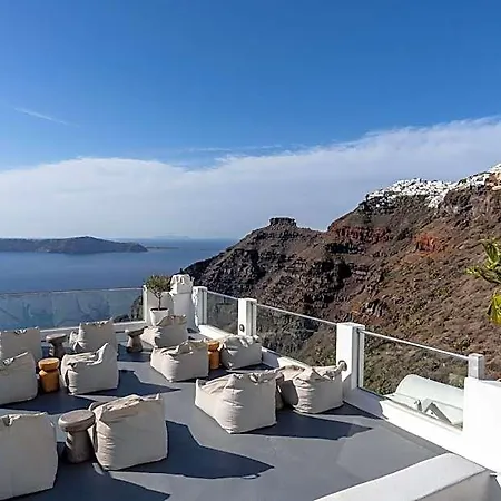 Cliff Side Hotel 4*