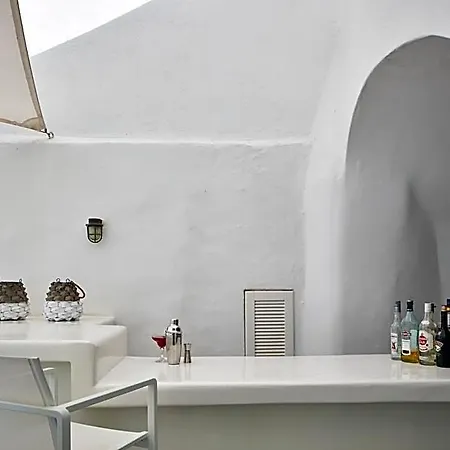 Cliff Side Hotel Fira (Santorini)