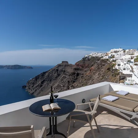 Cliff Side Hotel Fira (Santorini)