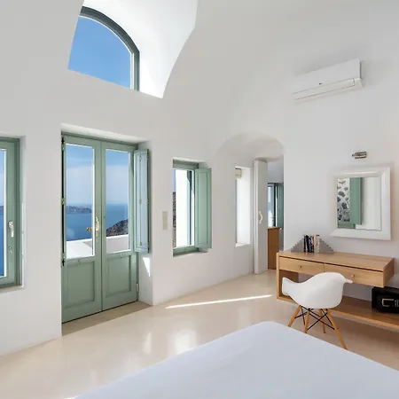 Cliff Side 4* Fira (Santorini)