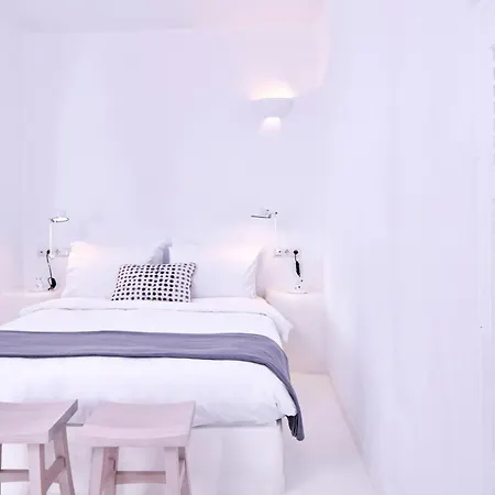 Cliff Side Hotel Fira (Santorini)