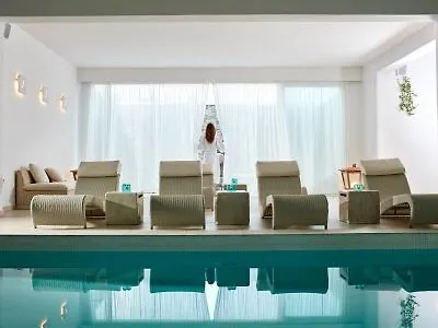 Hotel Cliff Side 4*