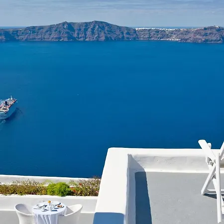 كليف سايد سويتس 4*