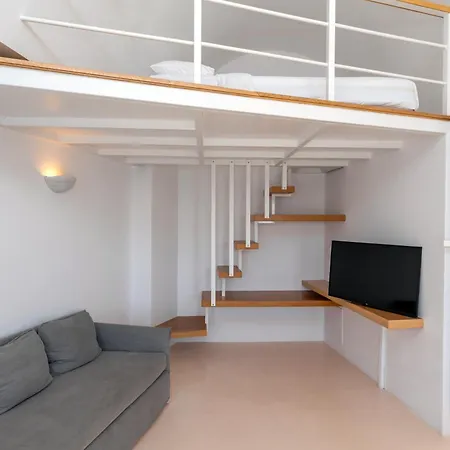 كليف سايد سويتس فندق