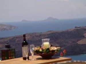 Cliff Side Отель Тира