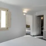 Cliff Side Отель 4*